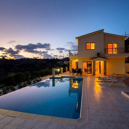 Villa Blue Jadeite Peyia Ngoại thất bức ảnh