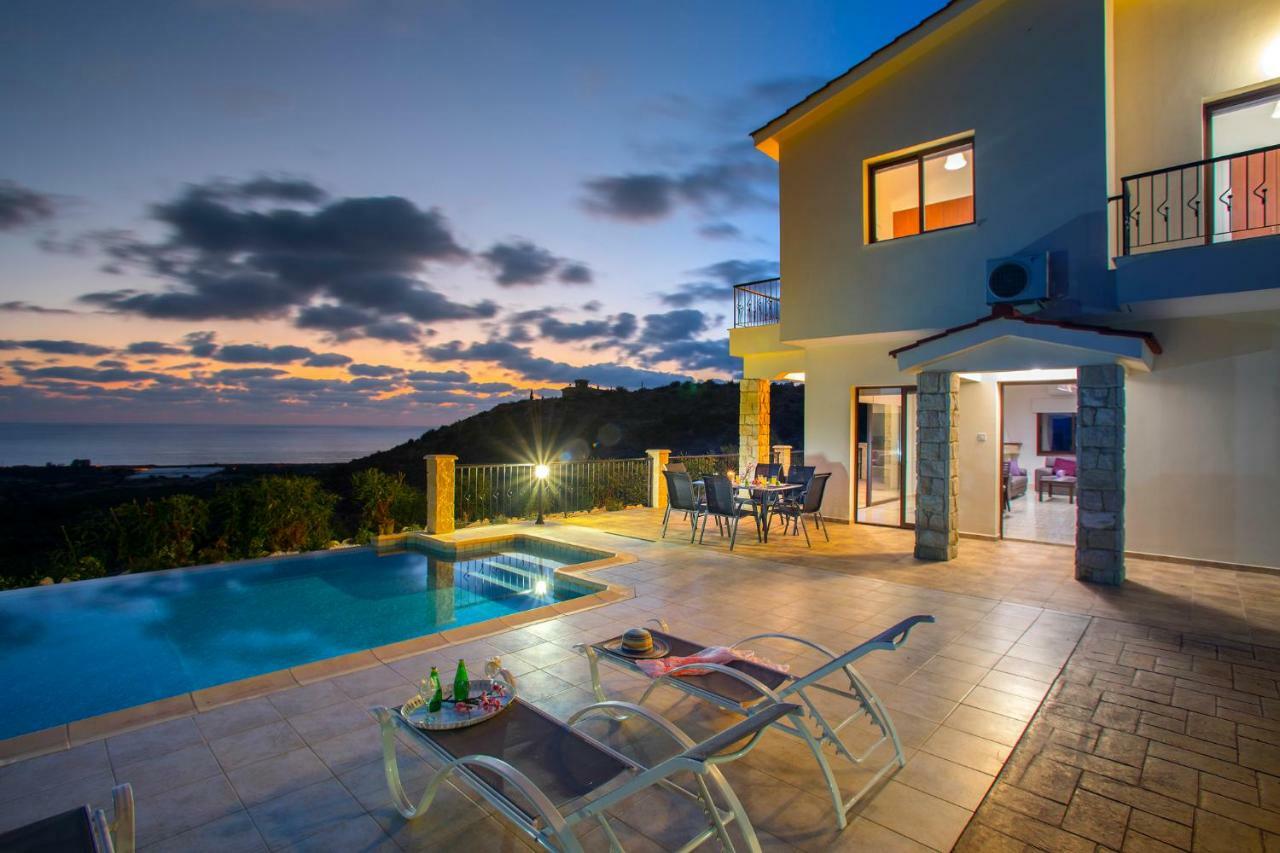 Villa Blue Jadeite Peyia Ngoại thất bức ảnh