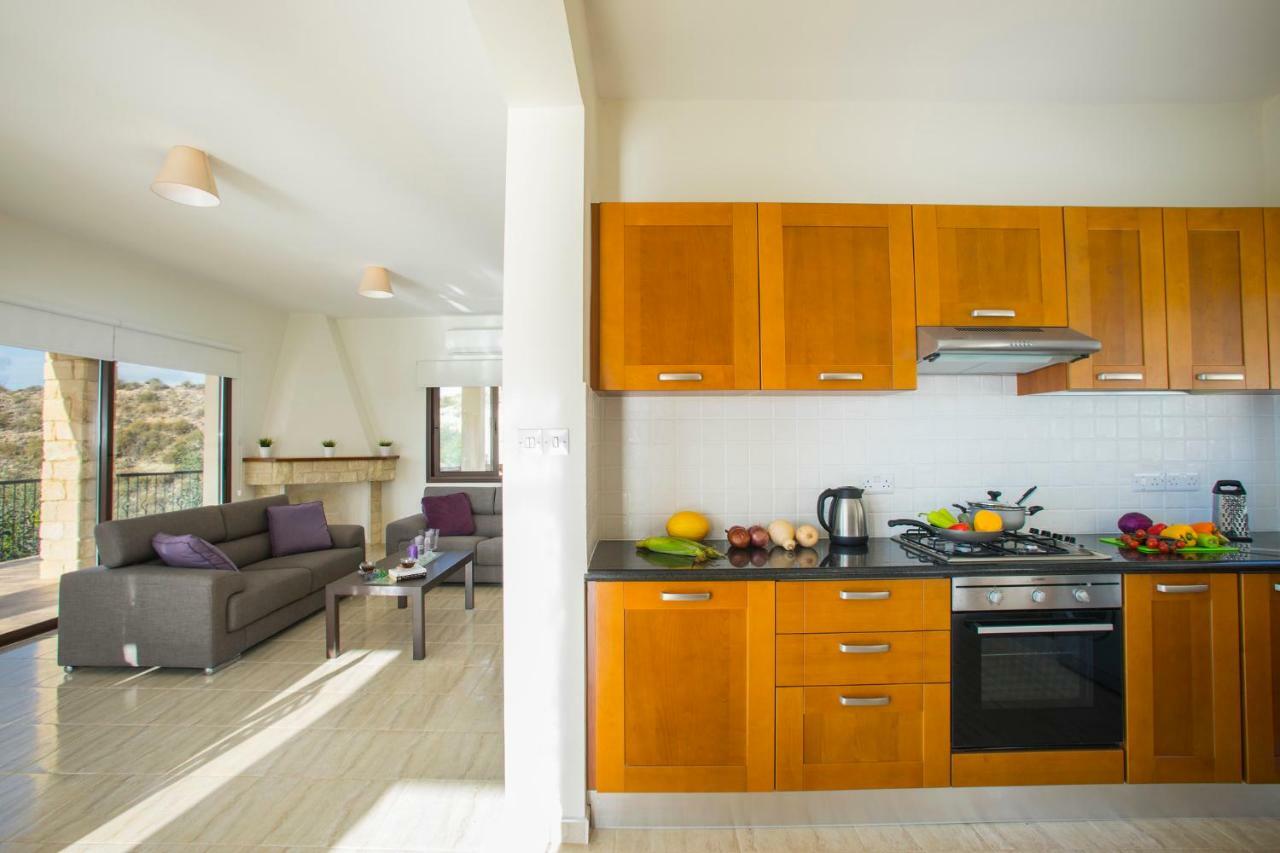 Villa Blue Jadeite Peyia Ngoại thất bức ảnh